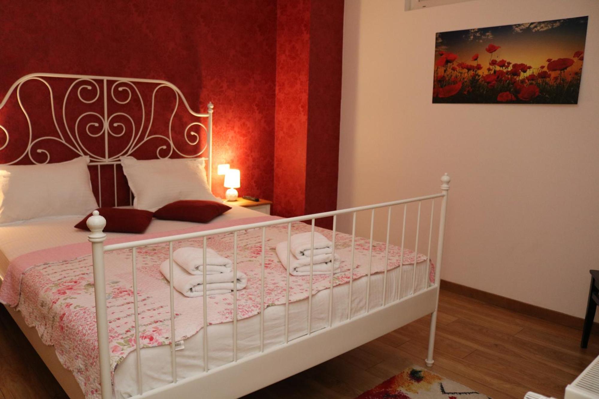 Comfort Residence Timisoara Phòng bức ảnh
