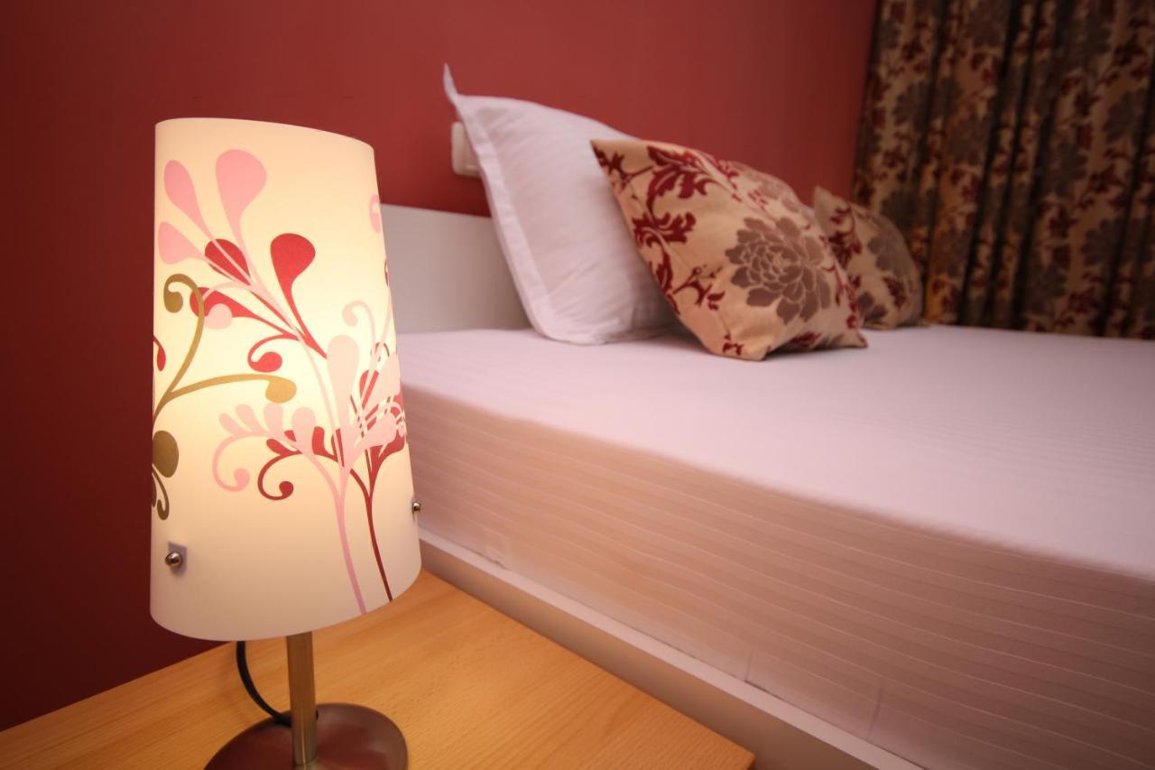 Comfort Residence Timisoara Ngoại thất bức ảnh